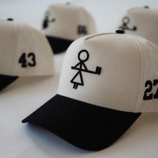 Jeden z našich aktuálně nejprodávanějších kousků na e-shopu! Pokud byste chtěli kšiltovky pro svůj tým v jiné barvě, dejte...