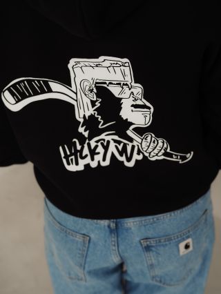 MOVEMBER 💘 #hckyw feat. @vaga.art