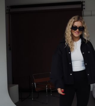 GAMEDAY JACKETS 🤍 • Poslední kousky navrženy a ušity u nás v ČR skladem 🧵